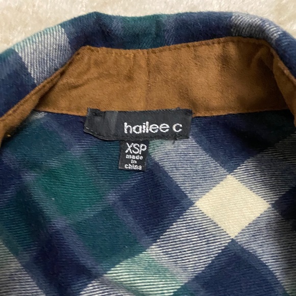 Plaid button up shirt - Picture 3 of 3